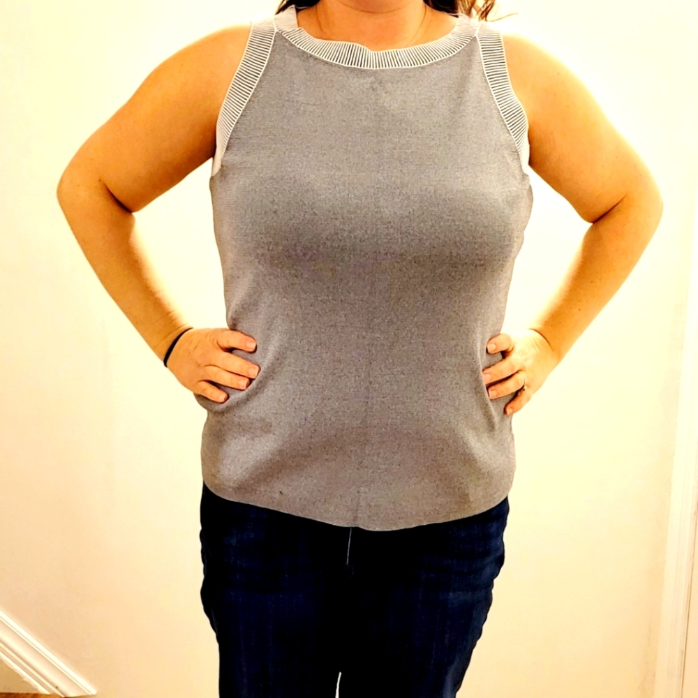 NWOT Chico's top size L